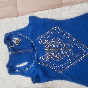 Sleeveless top